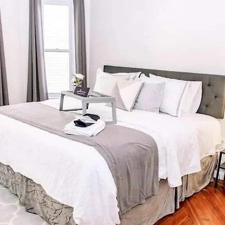 5Br Triple Decker Apartment - 15 Mins To City